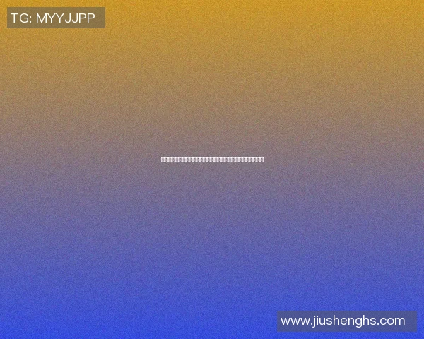 足球明星挑战拧瓶盖失败引发网友热议展现运动员不为人知的一面